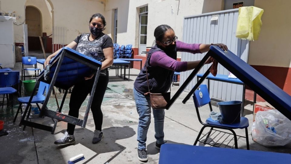 Desde un mes se ha estado trabajando con los secretarios de educación de los estados para poner en marcha la rehabilitación de las escuelas, declaró Delfina Gómez. FOTO: Cuartoscuro