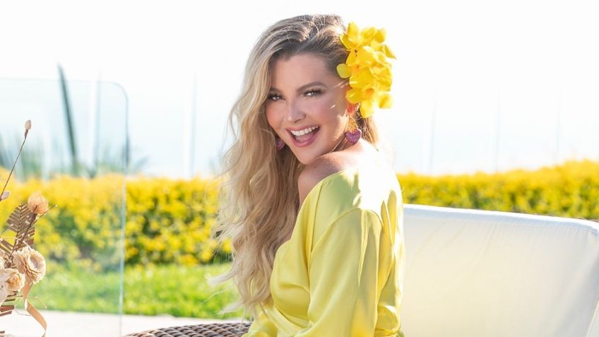 Marjorie de Sousa roba suspiros con bikini de colores y sandalias de plataforma