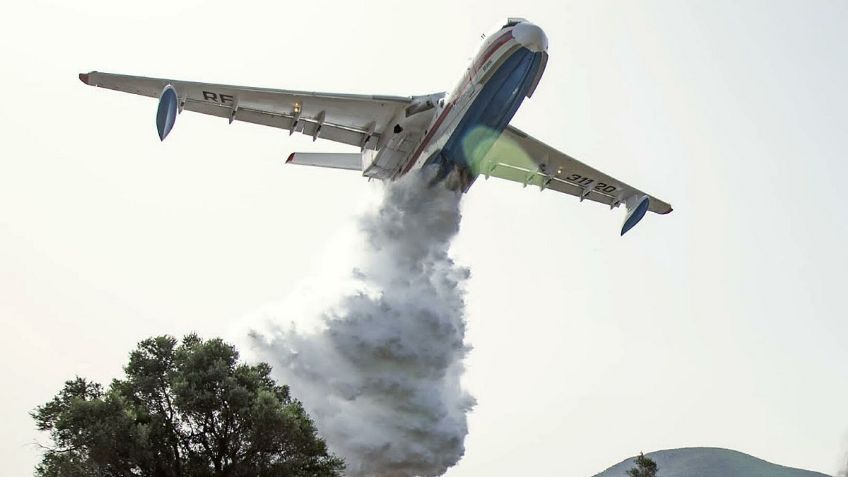 Accidente aéreo en Turquía deja 8 muertos; avión apagafuegos auxiliaba incendio