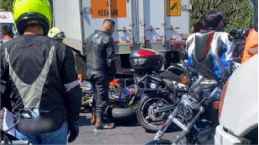 Captan "fantasma" en accidente donde murieron 7 motociclistas en la México-Cuernavaca: VIDEO VIRAL