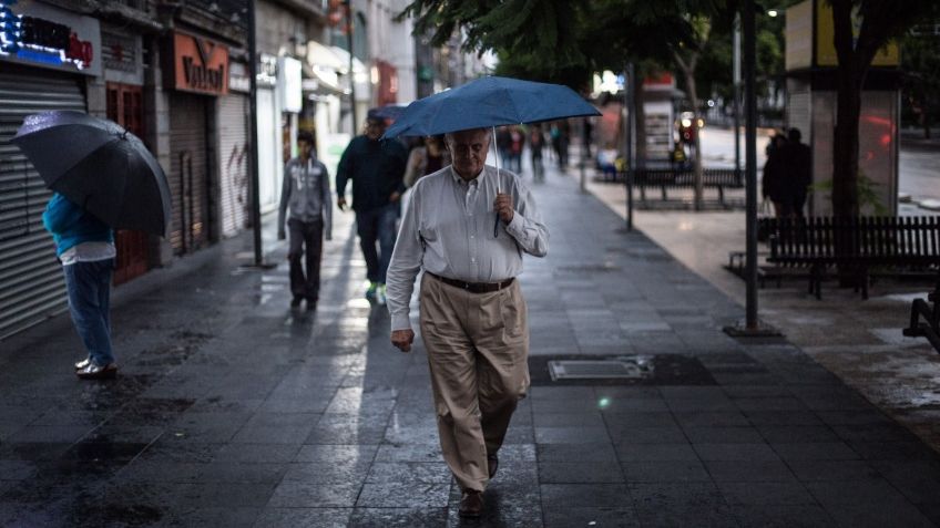 Frente frío fuera de temporada y Beryl dejarán fuertes lluvias este martes 9 de julio en estos estados | MAPA