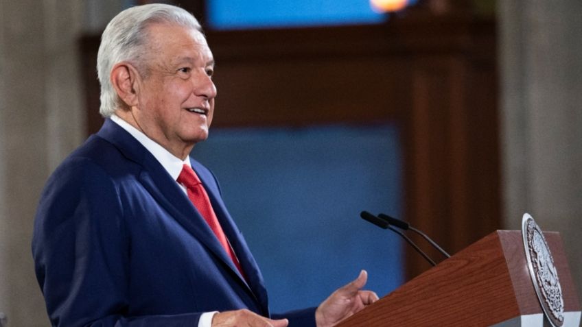 Nuevo libro de AMLO estará en las tiendas el fin de semana