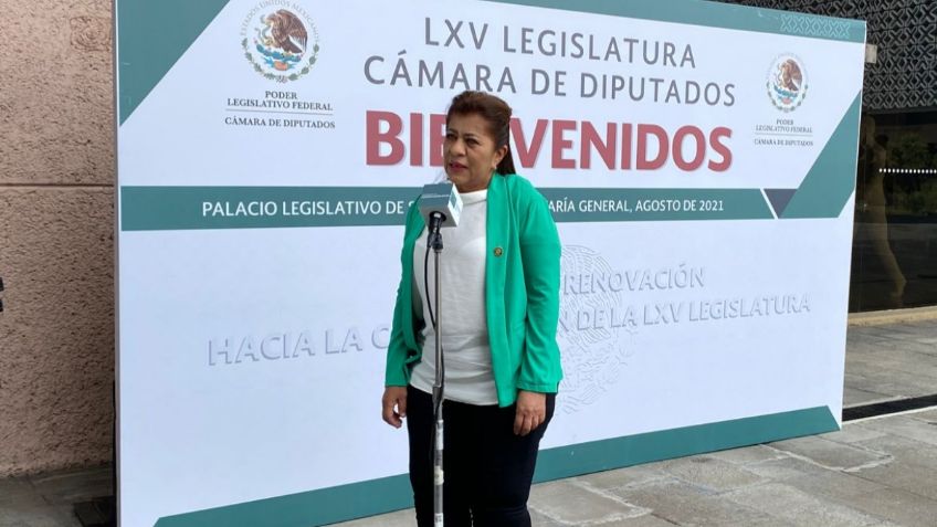 Arranca credencialización de nuevos diputados; la 001 fue Morena, aunque toca registro al Verde