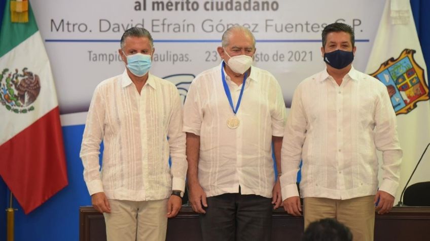 Cabeza de Vaca y Jesús Nader entregan Medalla Fray Andrés de Olmos en Tampico