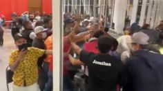 VIDEO: Suspenden vacunación en Coahuila por disturbios en sedes de aplicación