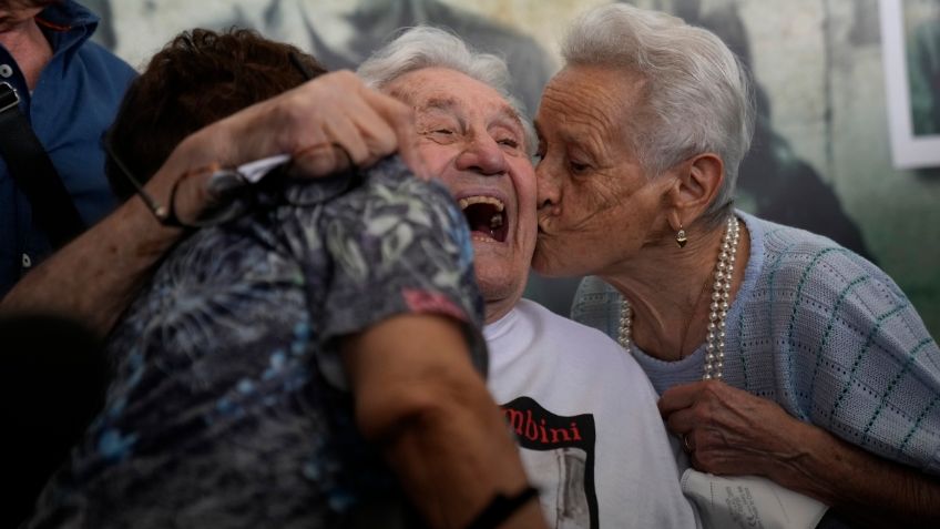 Martin salvó a tres hermanitos en la Segunda Guerra Mundial y 77 años después se reúne con ellos