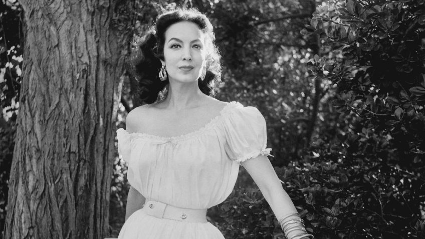 María Félix fue pionera en usar sandalias de piso e imponerlas como moda; así derrochó estilo