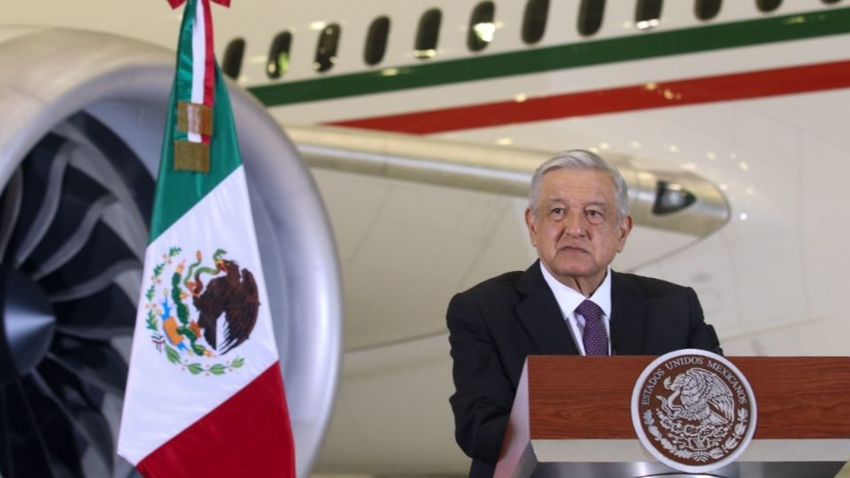 AMLO buscaría establecer la empresa en el AIFA. Foto: Cuartoscuro