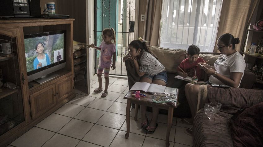 Aprende en Casa: Canales y horarios para el ciclo escolar 2021-2022