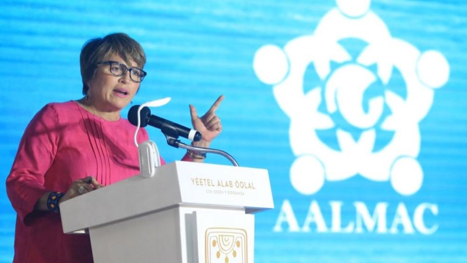 Laura Beristaín ha superado muchos retos en su administración, el sargazo, una tormenta y tres huracanes. FOTO: ESPECIAL