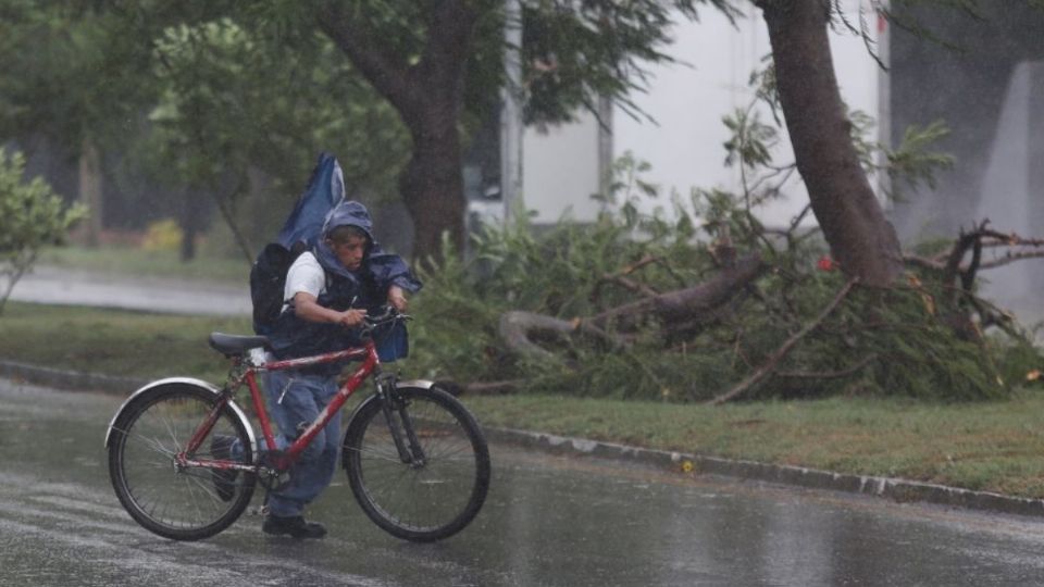 Se espera que con el paso del día las lluvias se intensifiquen. Foto: Especial.