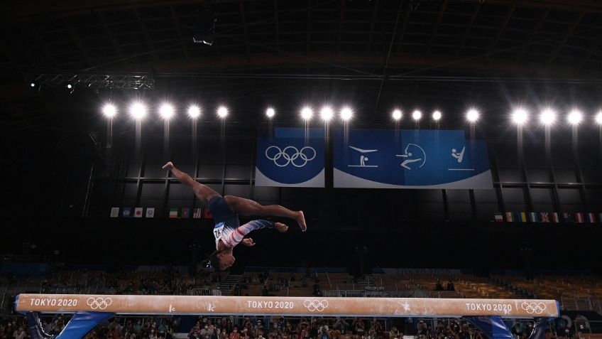 Simone Biles vuelve a competir y gana bronce en viga de equilibrio | Tokio 2020