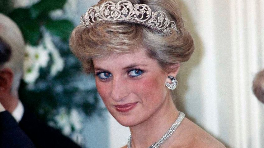 ¿A qué se dedicaba la princesa Diana antes de ser de la realeza?