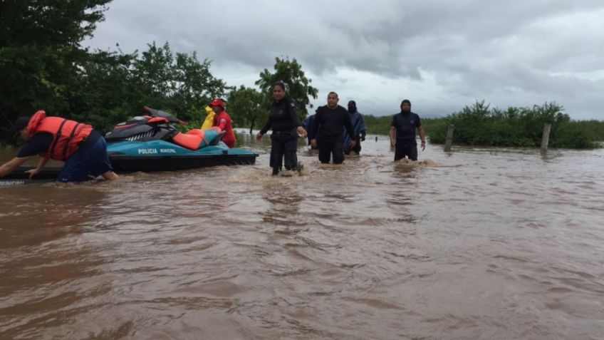 Dejó "Nora" 15 poblados incomunicados en  Mazatlán