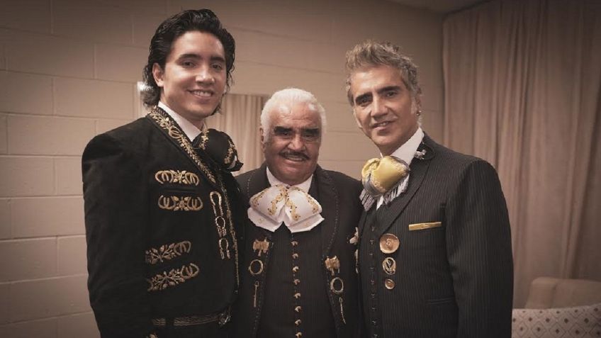 Alejandro FERNÁNDEZ ensaya canción con su HIJO que sólo canta con don VICENTE Fernández: VIDEO