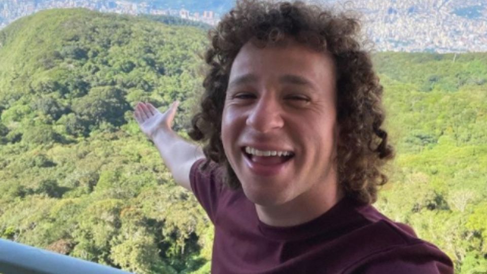 Luisito Comunica abre restaurante futurista en la Ciudad de México. Foto: Instagram @luisitocomunica