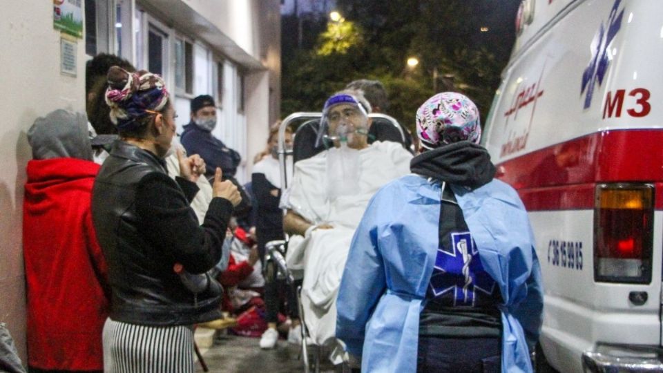 La tercera ola de contagios por Covid-19 ha provocado la saturación de hospitales. Foto: Cuartoscuro