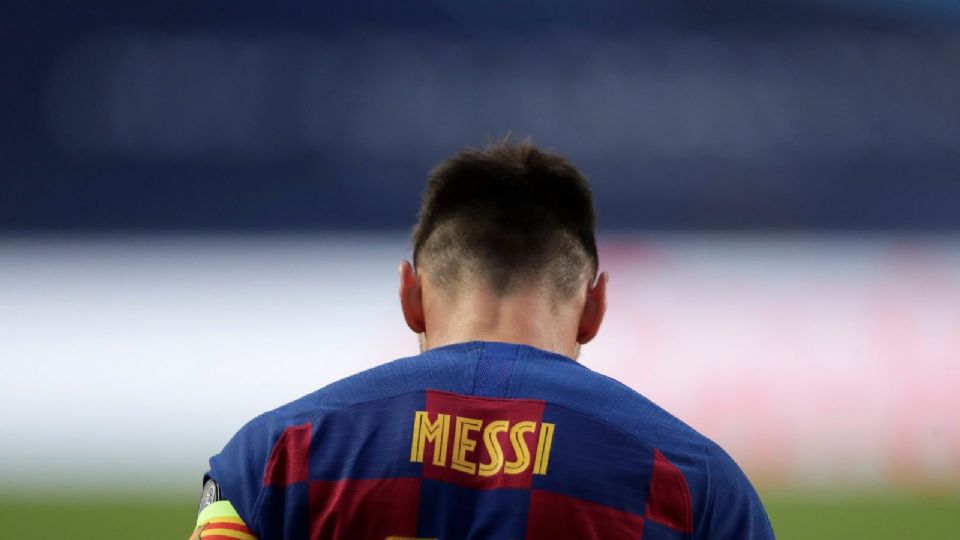 Messi deja al Barcelona tras más de 15 años Foto: Especial