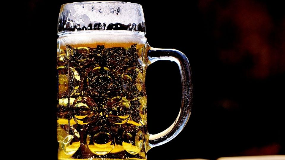 El 6 de agosto se celebra el Día Internacional de la Cerveza y en México se prefiere el tarro para beberla. Foto: Pixabay