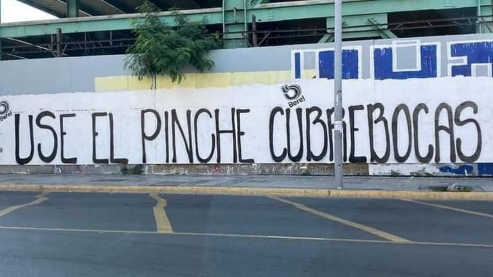 Así invitan a las personas a usar el cubrebocas en Monterrey. Foto: Instagram/_regios