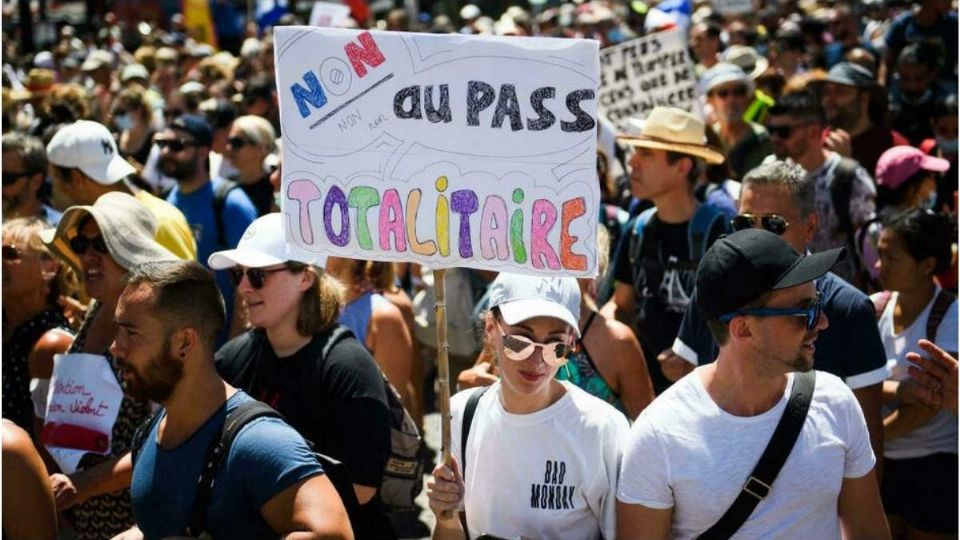 El certificado sanitario en Francia entró en vigor esta semana
Foto: AFP