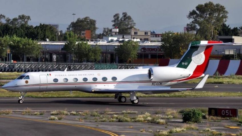 Avión mexicano en el que rescataron a Evo Morales fue atacado cuando despegó, revela nuevo libro de AMLO