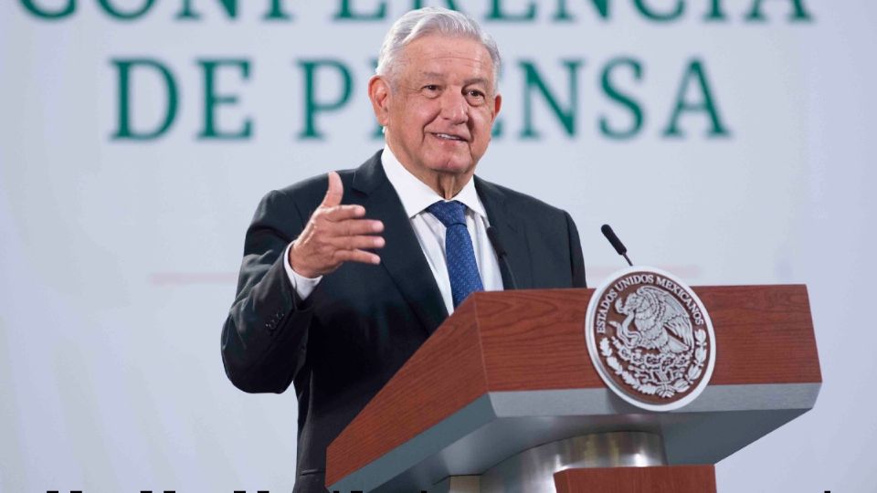 De acuerdo con la encuesta, el presidente Andrés Manuel López Obrador tiene mayor aceptación por parte de los hombres que de las mujeres. Foto: Archivo