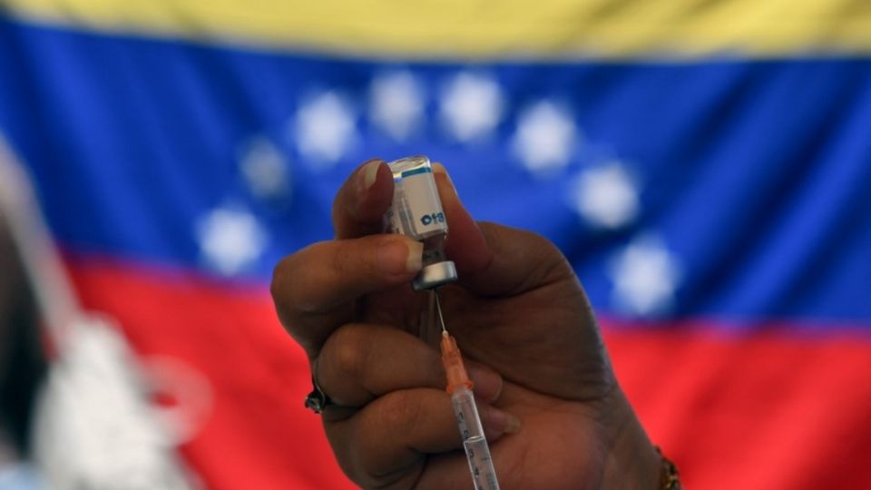 Venezuela vacunará en octubre a niños y jóvenes de los 3 a 18 años. Foto: AFP