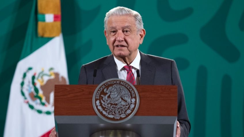 Pese a recomendación de la OMS; AMLO sugiere reunirse en familia esta Navidad