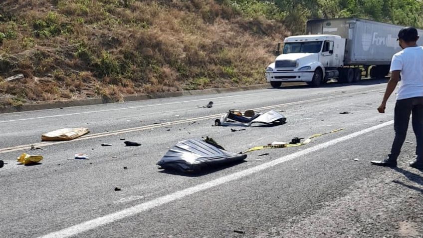 Mueren un niño y sus padres por trágico accidente carretero en Veracruz