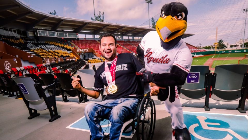 Diego López, originario de Xalapa, Veracruz, recorrió el parque Deportivo  Beto Ávila Foto: Especial