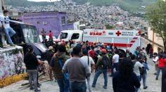 Inicia búsqueda con maquinaria en escombros del cerro del Chiquihuite