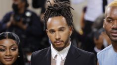 Lewis Hamilton apoya a diseñadores afroamericanos en la MET; les compra una mesa de 30 mil dólares