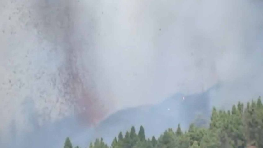 Entró en erupción el Volcán de la Palma en Canarias | VIDEO