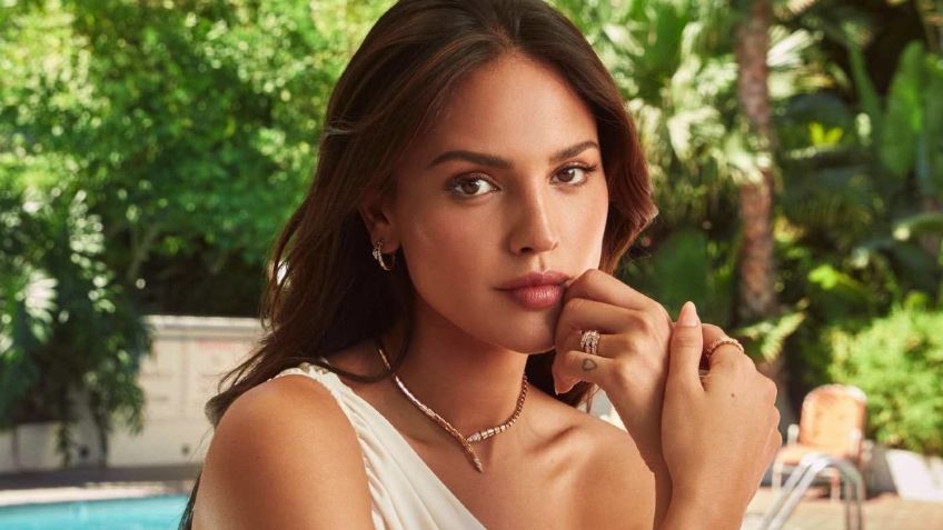 Eiza González derrite las redes con diminuto bikini en Navidad | FOTO