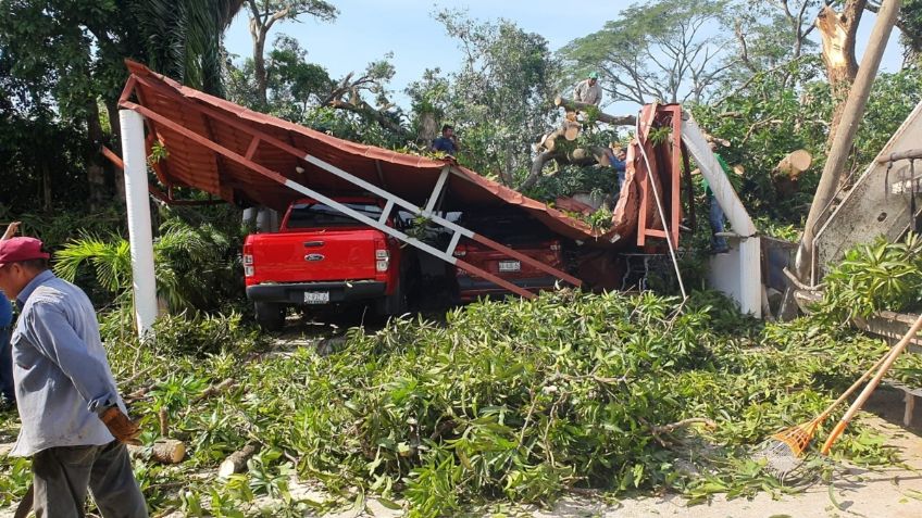 Vecinos de Villahermosa, Tabasco, aseguran haber visto un torbellino durante la tormenta eléctrica de ayer