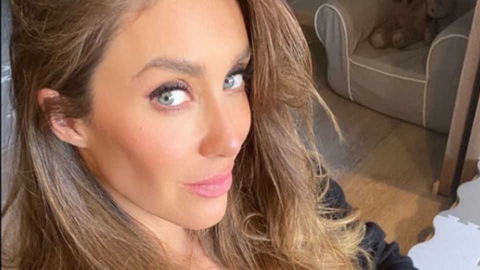 Anahí revela si está considerando en convertirse en madre por tercera ocasión. Foto: Instagram @anahi