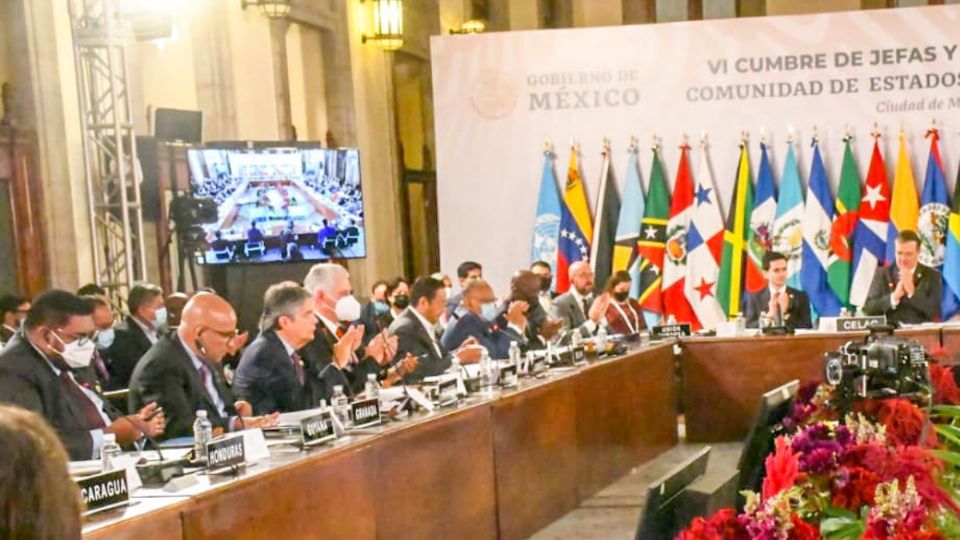 Cumbre de la Celac en México. Foto: Especial / TW @LuchoXBolivia
