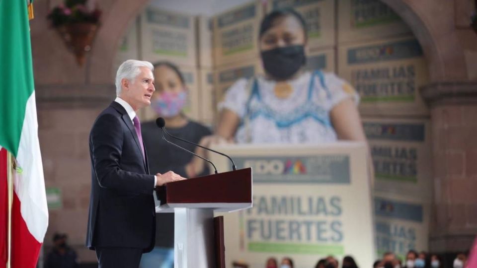 Edomex genera oportunidades para el desarrollo de las mujeres, asegura Alfredo del Mazo (Foto: Especial)