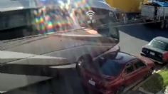 El momento exacto en que un autobús sin freno chocó contra cinco vehículos en Banderilla-Xalapa