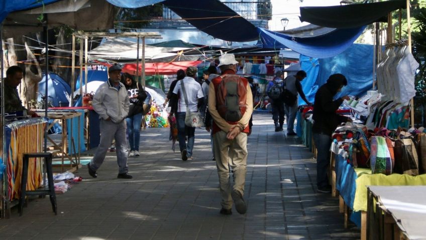 Gobierno capitalino llama a ambulantes a evitar violencia