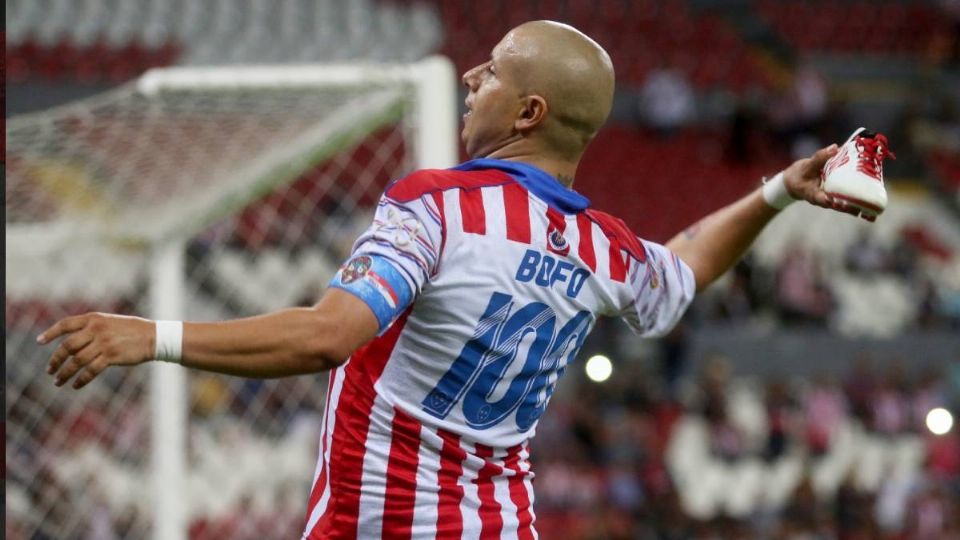 El 'Bofo' logró un título de liga con Chivas. Foto: Cuartoscuro