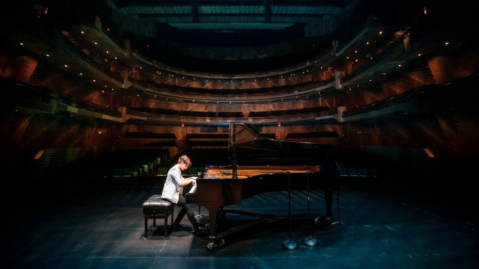 Alexander Vivero estrena en la “Sala Digital” del Conjunto Santander de Artes Escénicas. Foto: Especial