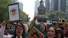 "¿Dónde están nuestras hijas?" Mujeres activistas REBAUTIZAN la glorieta de Colón