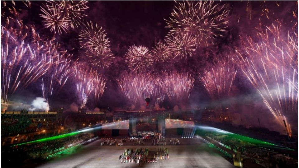 Representación majestuosa en el Bicentenario de la Consumación de la Independencia 
(Foto: Especial)