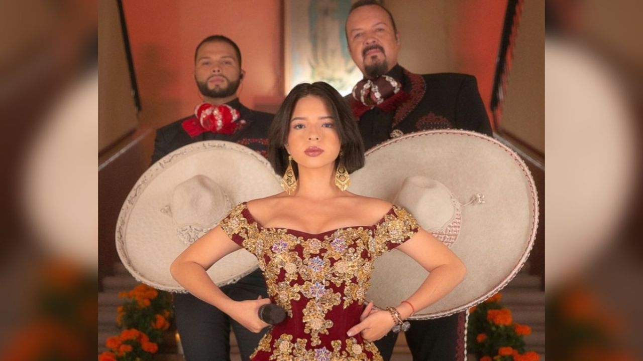 Pepe Aguilar saca las garras para defender a Ángela Aguilar por críticas de no ser mexicana