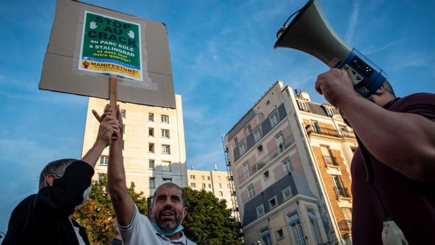 París construye muro contra drogadictos y desata las críticas