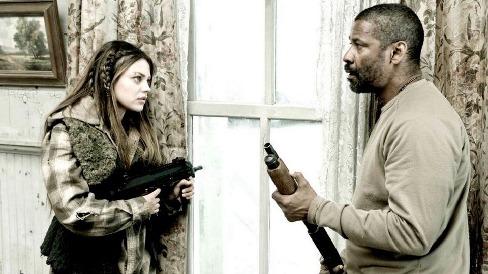 Denzel Washington y Mila Kunis protagonizan la película que se estrenó en 2010. Foto: Archivo