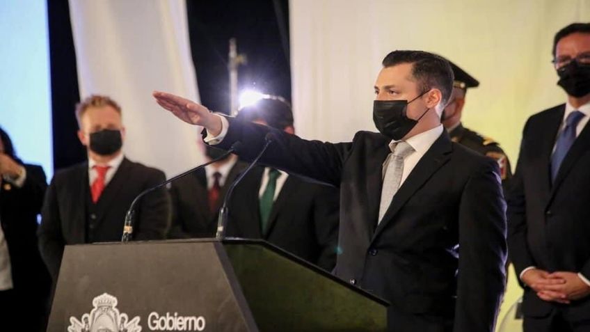 Luis Donaldo Colosio toma protesta como alcalde de Monterrey