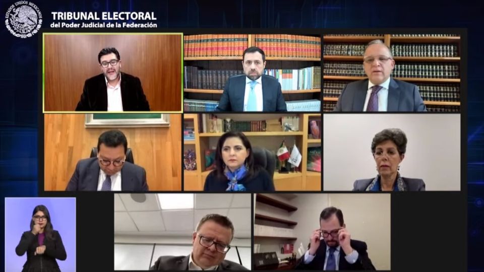 RESOLUCIÓN. Magistrados del máximo tribunal electoral, en sesión remota. Foto: Especial